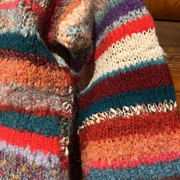 Vintage Hand knit sweater. - Picture 4 of 5